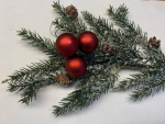 Weihnachtskugel / Spiegelbeere dunkelrot matt